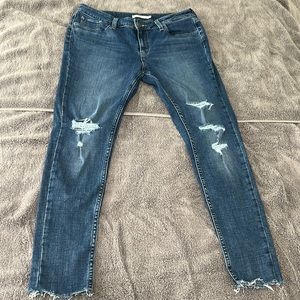 Levis womens jean w32 l 28